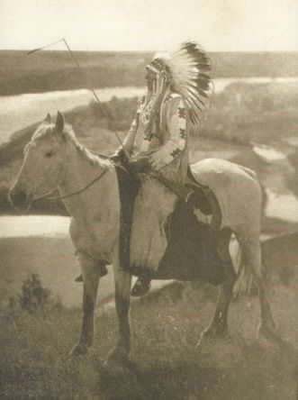 Great Plains / Edward S. Curtis ; [compiled by] Christopher Cardozo ; produced by Callaway Editions.